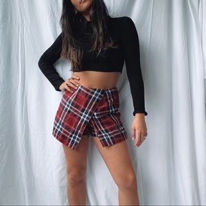 UO Plaid Skort
